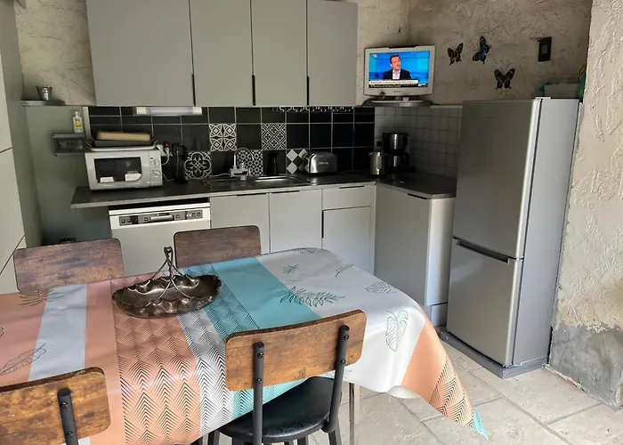 Hotes Chez Chris Roquemaure (Gard)